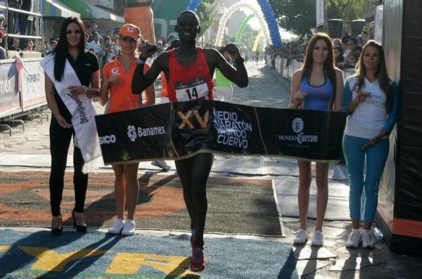 blog_images_1382561405-medio-maraton-mundo-cuervo