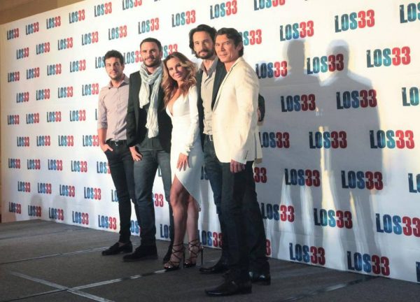 Los actores Mario Casas, Juan Pablo Raba, Kate del Castillo, Rodrigo Santoro, Lou Diamond Phillips. 