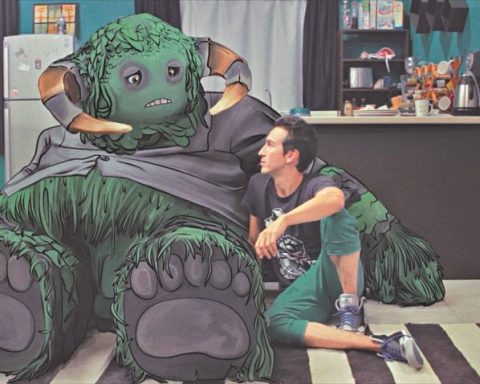 monstruosamente solo